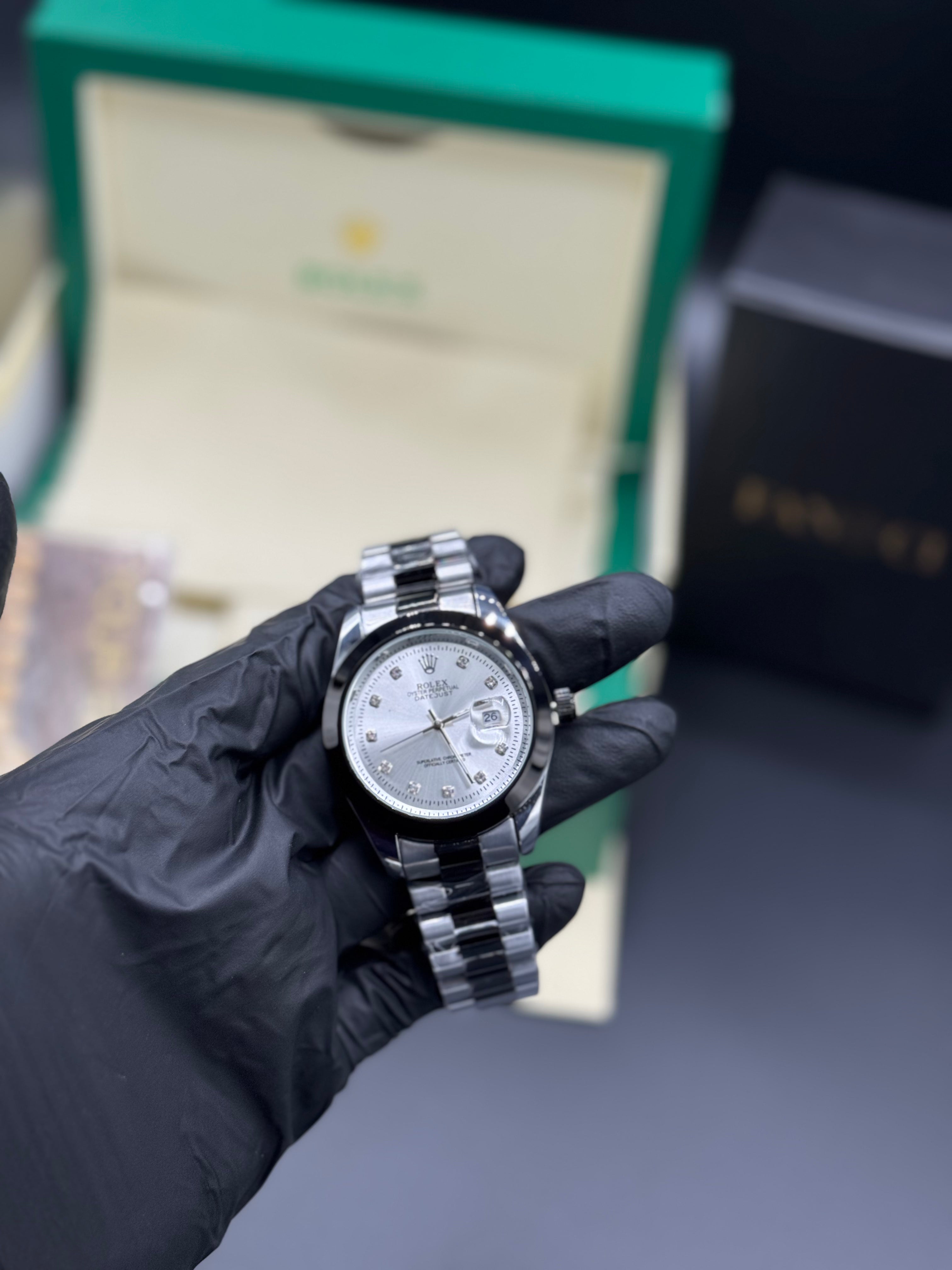 Rolex Diamond Oyster White Date Just